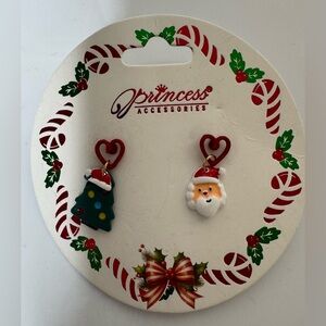 🛍️Any 5 items for $15 🛍️ Christmas heart Santa and tree dangle earring set